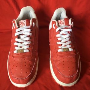 af1 82 red